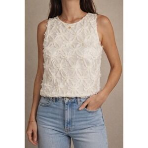 Lulus White Textured Floral Sleeveless Top Size S New With Tags